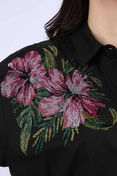 Vente en gros de chemise en pierre de couleur avec détail floral à l'épaule pour femme - 20024 | KAZEE - Thumbnail