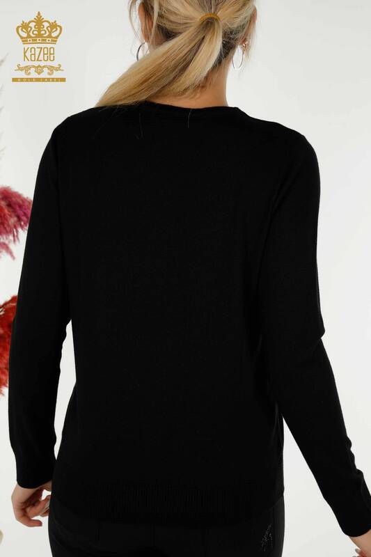 Pull en tricot pour femmes en gros noir avec motif de broderie - 30652 | KAZEE