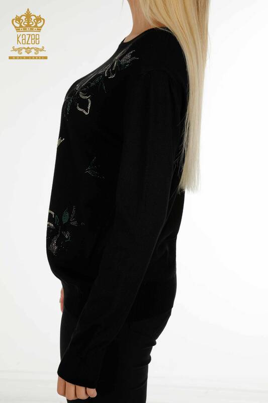 Pull en tricot pour femmes en gros noir avec broderie de pierres de cristal - 30467 | KAZEE