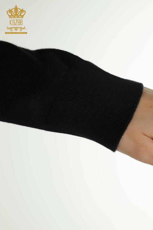 Pull en tricot pour femmes en gros noir avec broderie de pierres de cristal - 30469 | KAZEE