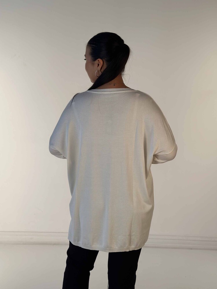 Vente en gros de tricots pour femmes pull pierre de cristal poche brodée écru détaillé - 30602 | KAZÉE - 7