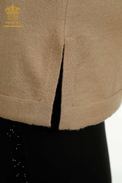 Vente en gros de tricots pour femmes pull fleur brodée beige - 30527 | KAZEE - Thumbnail