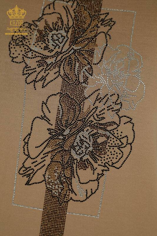 Vente en gros de tricots pour femmes pull fleur brodée beige - 30614 | KAZEE