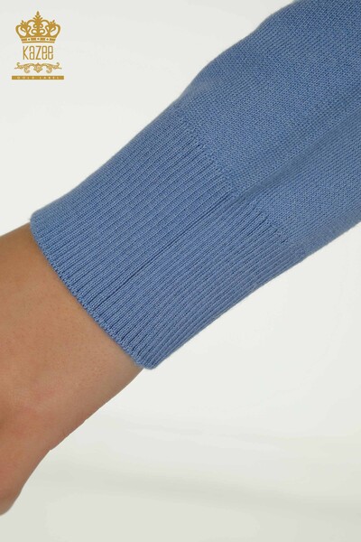 Pull en tricot pour femmes en gros bleu avec broderie de fleurs - 30614 | KAZEE - Thumbnail