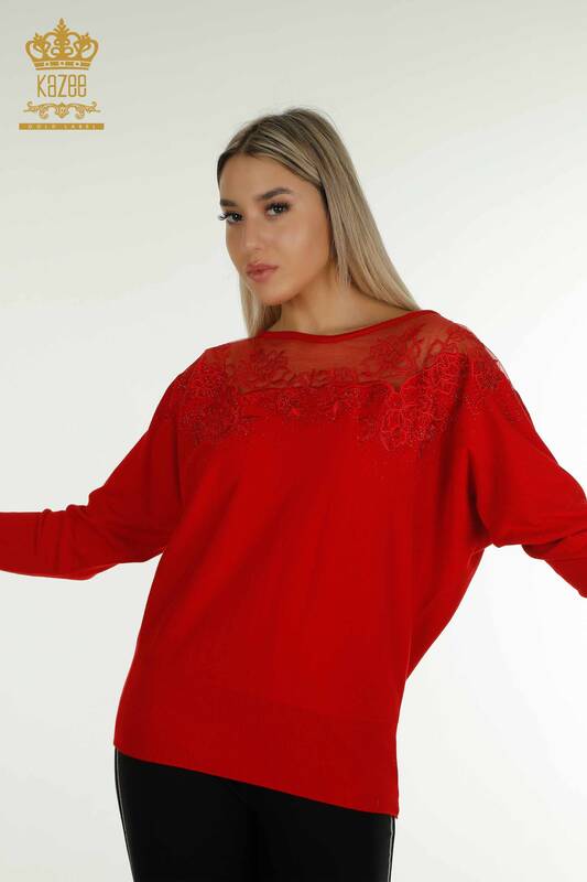 Vente en gros de tricots pour femmes pull fleur brodée rouge - 30228 | KAZEE