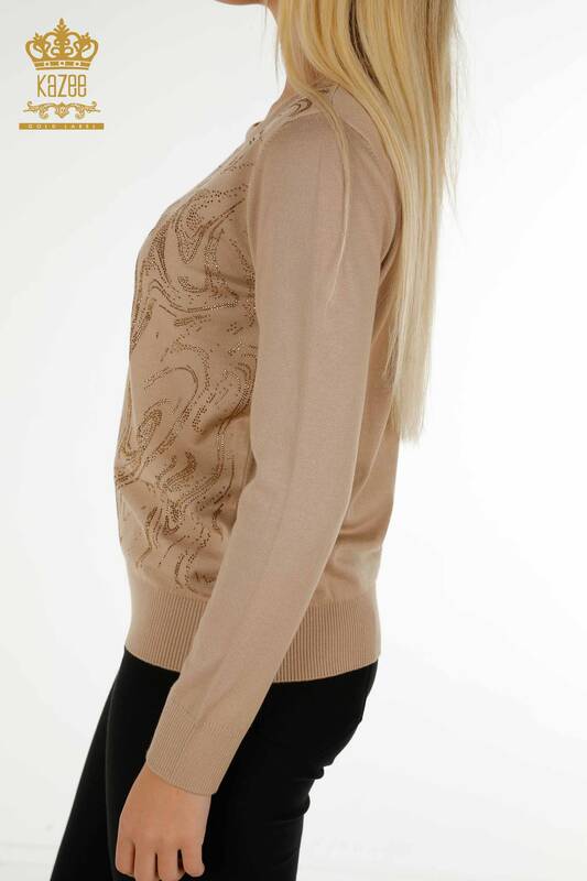 Vente en gros de tricots pour femmes pull pierre brodée beige - 30594 | KAZEE