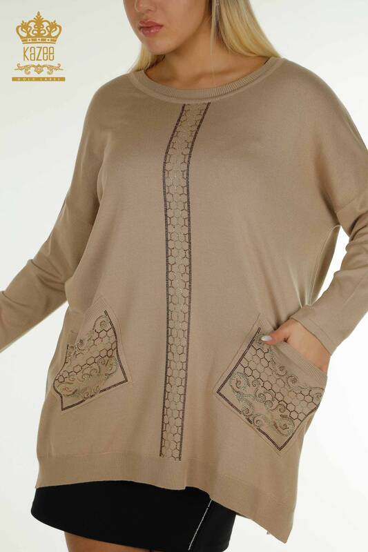 Pull en tricot pour femmes en gros pierre brodée beige - 30601 | KAZEE