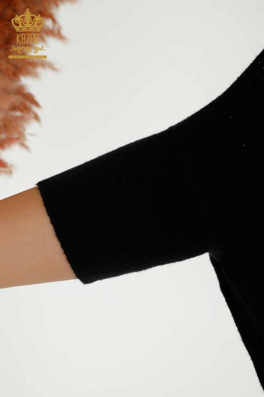 Pull en tricot pour femmes en gros noir avec broderie de pierre - 16799 | KAZEE