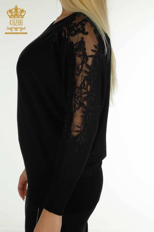 Pull en tricot pour femmes en gros noir avec détail en tulle - 15699 | Kazee