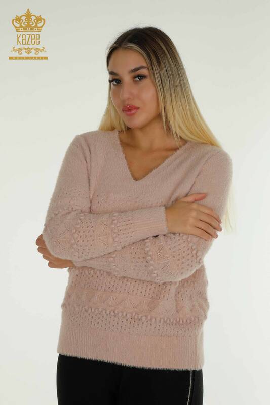 Vente en gros de tricots pour femmes pull Angora col en V poudre - 30697 | KAZEE