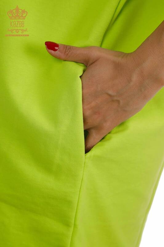 Tunique pour femmes en gros avec détail de texte, Vert pistache - 2402-231026 | S&M