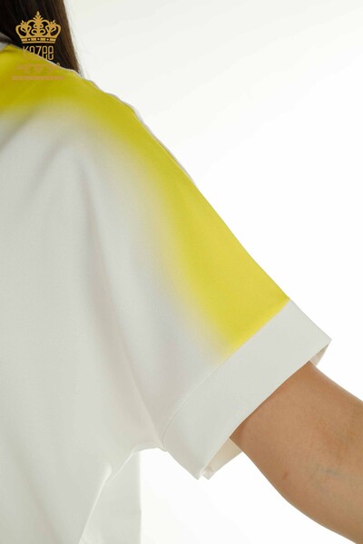 Tunique jaune en gros pour femmes avec figure féminine - 2402-231022 | S&M - Thumbnail