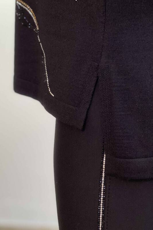 Vente en gros de pull en tricot de pierre brodé écrit à rayures pour femmes - 16467 | KAZEE