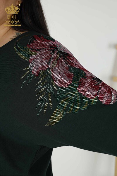 Vente en gros de pull en maille pour femmes épaule florale détaillée Nefti - 16133 | KAZEE - Thumbnail