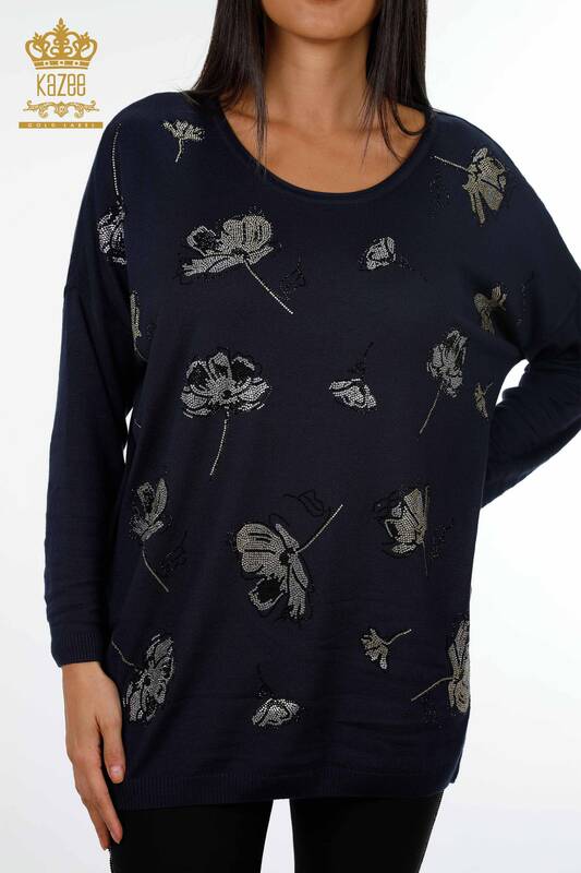 Vente en gros de pull en tricot pour femmes Stone Brodé Rose Pattern - 16622 | KAZEE