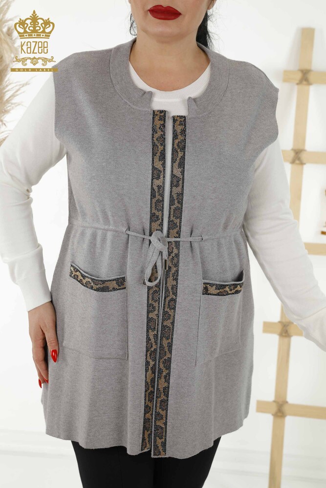 Grossiste Gilet Femme - Léopard Pierre Brodée - Gris - 30261 | KAZEE - 2