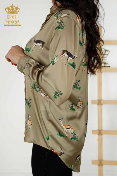 Vente en gros de chemise en satin à imprimé animal pour femme - 17102 | KAZEE - Thumbnail
