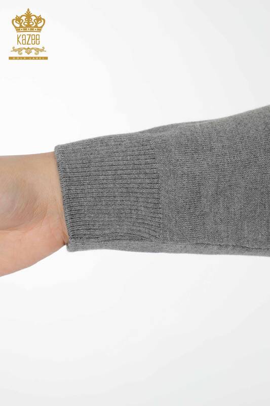 Vente en gros pull en tricot basique gris à col montant pour femmes - 16663 | KAZEE