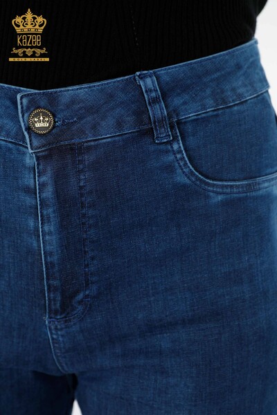 Vente en gros de Jeans pour femmes à rayures latérales avec pierres écrites détaillées - 3636 | KAZEE - 14