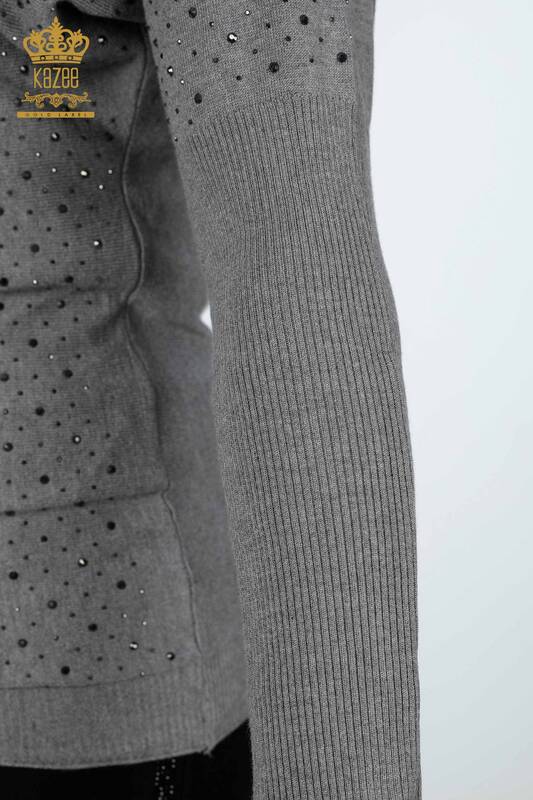 Vente en gros de pull en tricot pour femmes Stone brodé à manches longues - 15092 | KAZEE