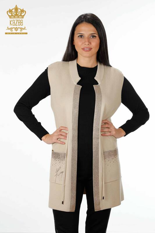 Vente en gros de tricots pour femmes gilet poche lettrage pierre bord brodé rayure - 16829 | KAZEE