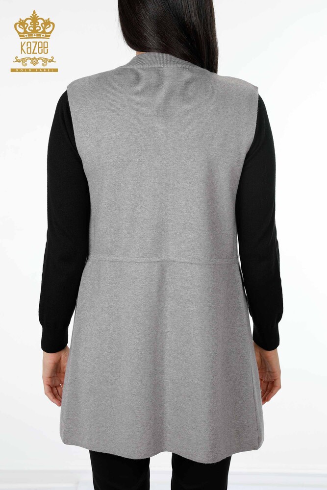 Vente en gros de tricots pour femmes gilet poche lettrage pierre bord brodé rayure - 16829 | KAZEE - 25