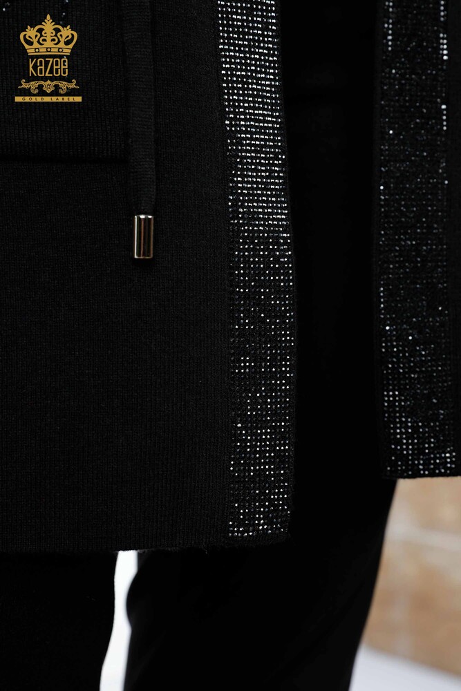 Vente en gros de tricots pour femmes gilet poche lettrage pierre bord brodé rayure - 16829 | KAZEE - 57