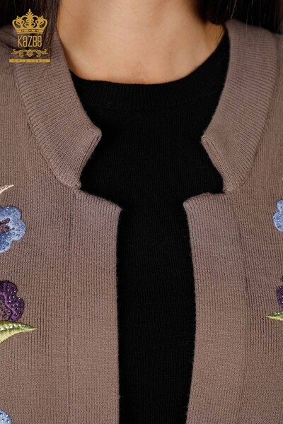 Vente en gros de gilet en tricot pour femmes motif floral brodé de pierre - 16835 | KAZEE - 4