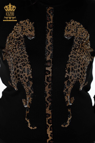 Vente en gros de pull en maille pour femmes, col montant, motif léopard, brodé de pierre - 16786 | KAZEE - Thumbnail