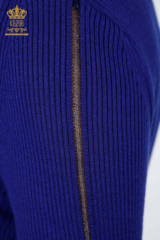 Vente en gros de tricots pour femmes manches détaillées pierre brodée col montant - 16248 | KAZEE