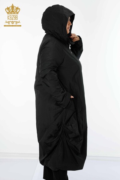 Vente en gros d'imperméables pour femmes avec poche à capuche zippée détaillée - 7572 | KAZEE - Thumbnail