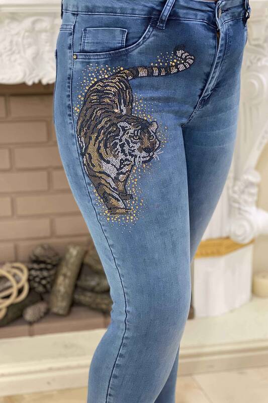 Vente en gros de pantalons brodés de pierres à motif de tigre pour femmes.- 3260 | KAZEE
