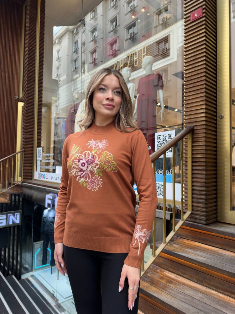 Вязаный свитер с цветочной вышивкой, бежевый, 32088 | KAZEE (комплект из 3 предметов, размеры M-L-XL) - 4