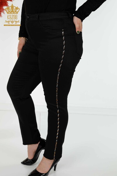 Wholesale Women's Jeans Leopard Pattern Stone Embroidered Black - 3600 | KAZEE - Thumbnail