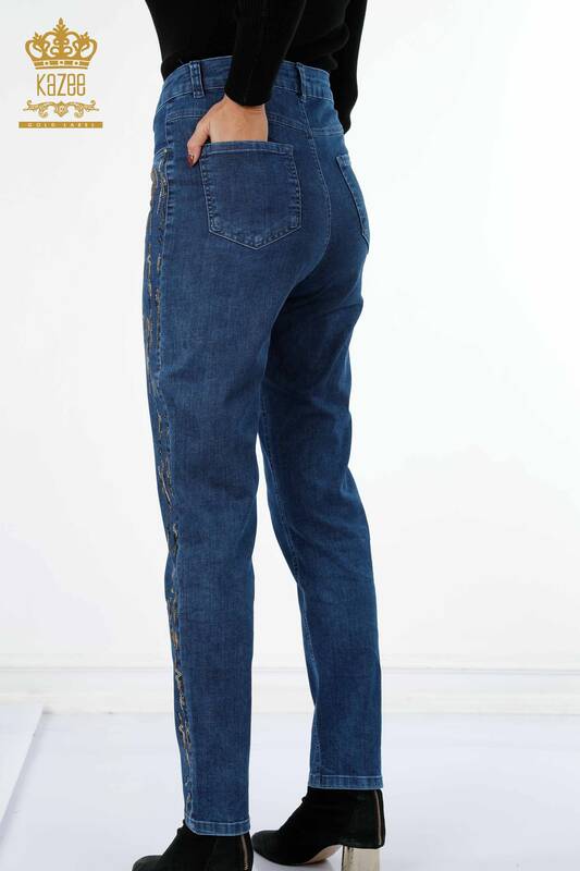 Wholesale Women's Jeans Stripe Colored Stone Embroidered Pockets - 3544 | KAZEE