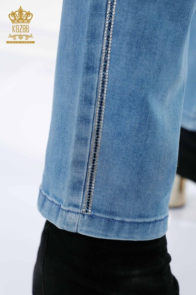 Wholesale Women's Jeans With Pocket Detailed Stripe Crystal Stone - 3556 | KAZEE - Thumbnail