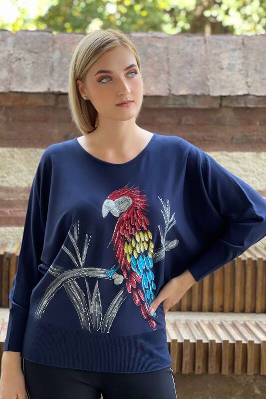 Wholesale Women's Knitwear Sweater Crew Neck Parrot Pattern - 16513 | KAZEE