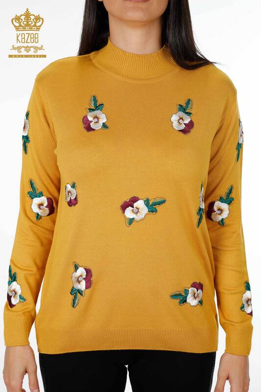 Wholesale Women's Knitwear Sweater Flower Embroidered Crystal Stone Embroidered - 16689 | KAZEE