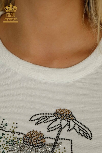Wholesale Women's Knitwear Sweater Flower Embroidered Ecru - 30612 | KAZEE - Thumbnail