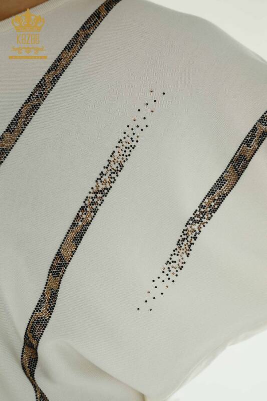 Wholesale Women's Knitwear Sweater Leopard Stone Embroidered Ecru - 30633 | KAZEE