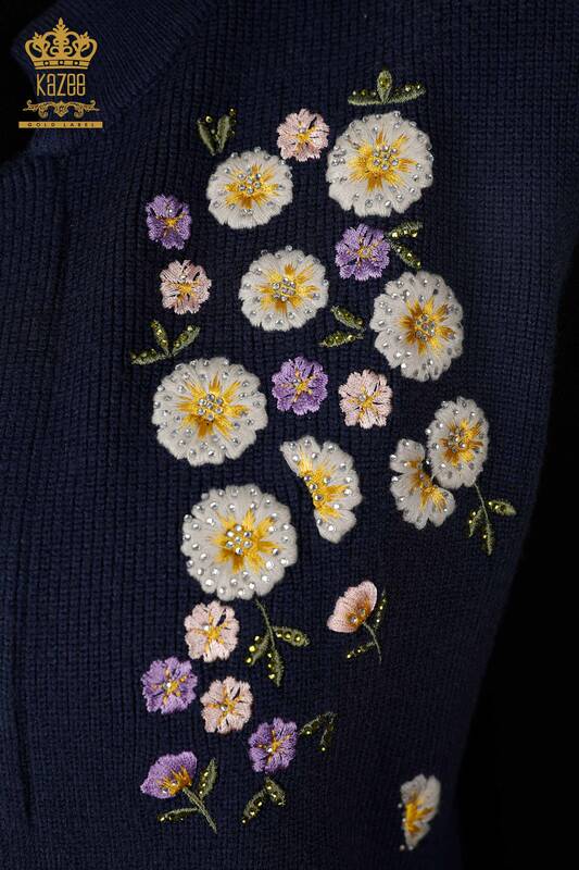 Wholesale Women's Knitwear Vest Short Daisy Patterned Stone Embroidered - 16816 | KAZEE
