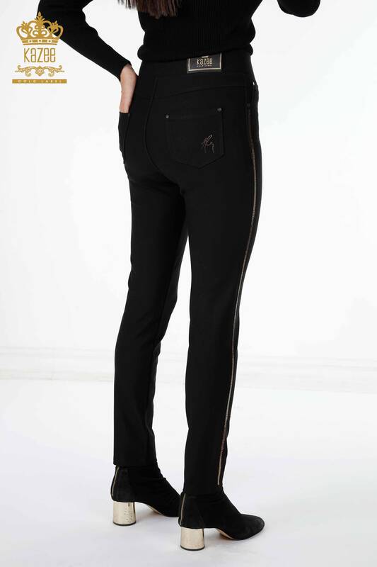 Wholesale Women's Trousers Pockets Stripe Crystal Stone Embroidered - 3596 | KAZEE