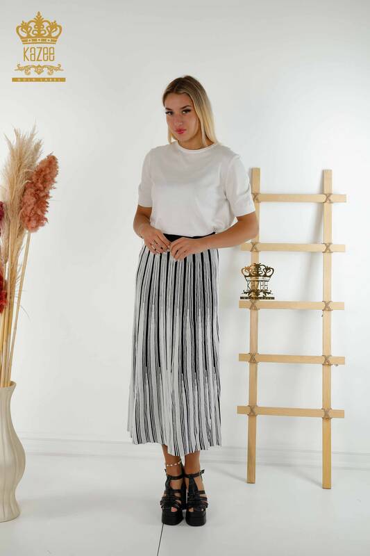 Wholesale Women's Skirts - Two Colors - Ecru - 4131 | KAZEE
