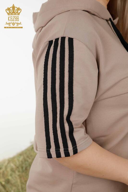 Wholesale Women's Tracksuit Set - Striped - Short Sleeve - Beige Black - 17546 | KAZEE