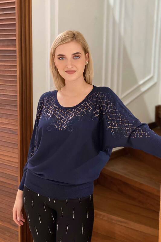 Wholesale Women's Sweater Crew Neck Colored Stone Embroidered - 16461 | KAZEE