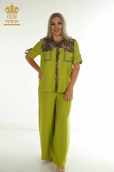 Wholesale Women's Two-piece Suit Tiger Patterned Pistachio Green - 2407-4515 | A - Thumbnail