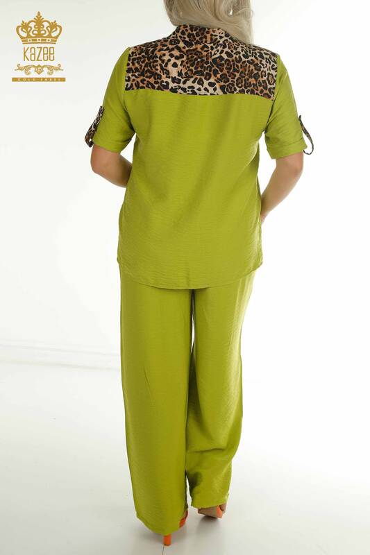 Wholesale Women's Two-piece Suit Tiger Patterned Pistachio Green - 2407-4515 | A