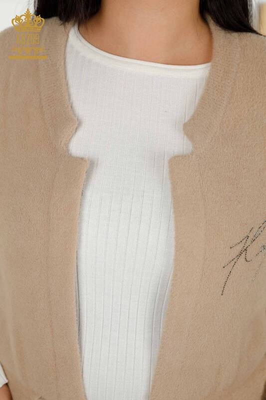 Wholesale Women's Vest Two Pockets Beige - 30582 | KAZEE