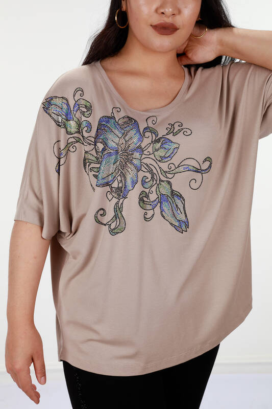 Wholesale Women's Combed Cotton Flower Embroidered Bat Sleeve - 78890 | KAZEE