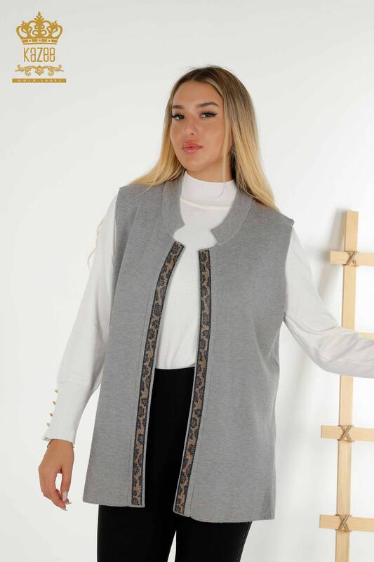 Wholesale Women's Short Vest Leopard Patterned Gray - 30311 | KAZEE
